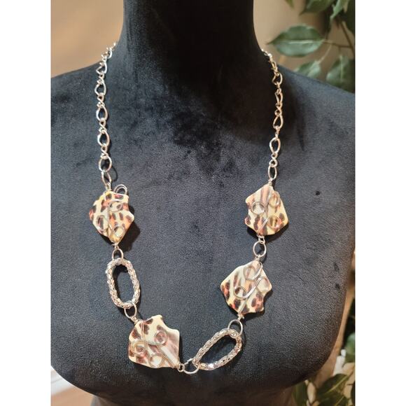 Women's Statement Necklace With Leopard Print Beads And Silver Chain Links - Picture 1 of 5